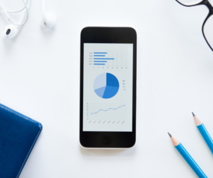 Leveraging LinkedIn Analytics: How to Measure and Improve Your Profile Performance